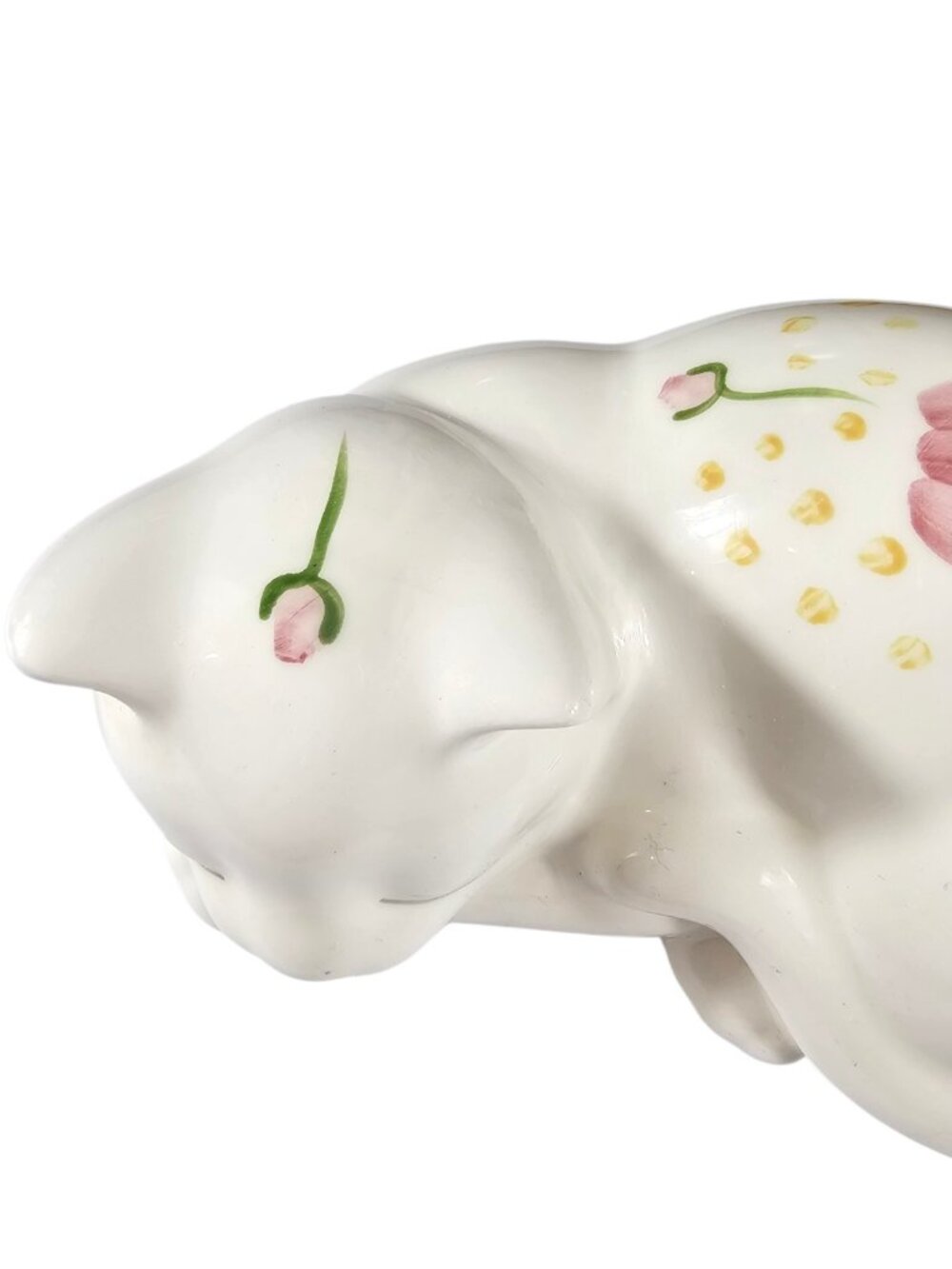 Vintage Sleeping Cat Ceramic Figurine White Pink Flowers Hand Painted - Picture 6 of 10